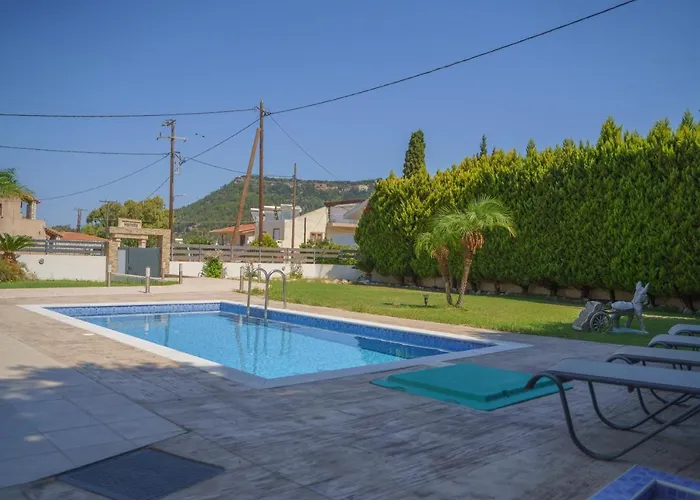 Stamatina Villa Pastida